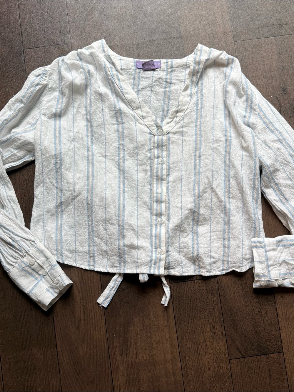 Women’s Size Large White Cropped Button Up Shirt Long Sleeve 100% Cotton Beach